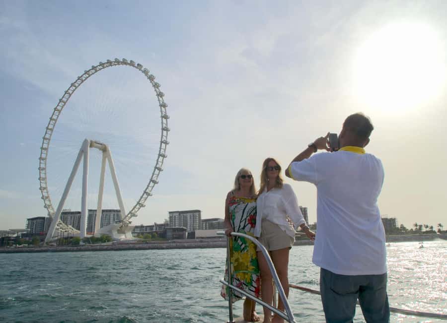 Burj Al Arab: 2-Hour Yacht Tour with BBQ Dinner - Key things to know before booking