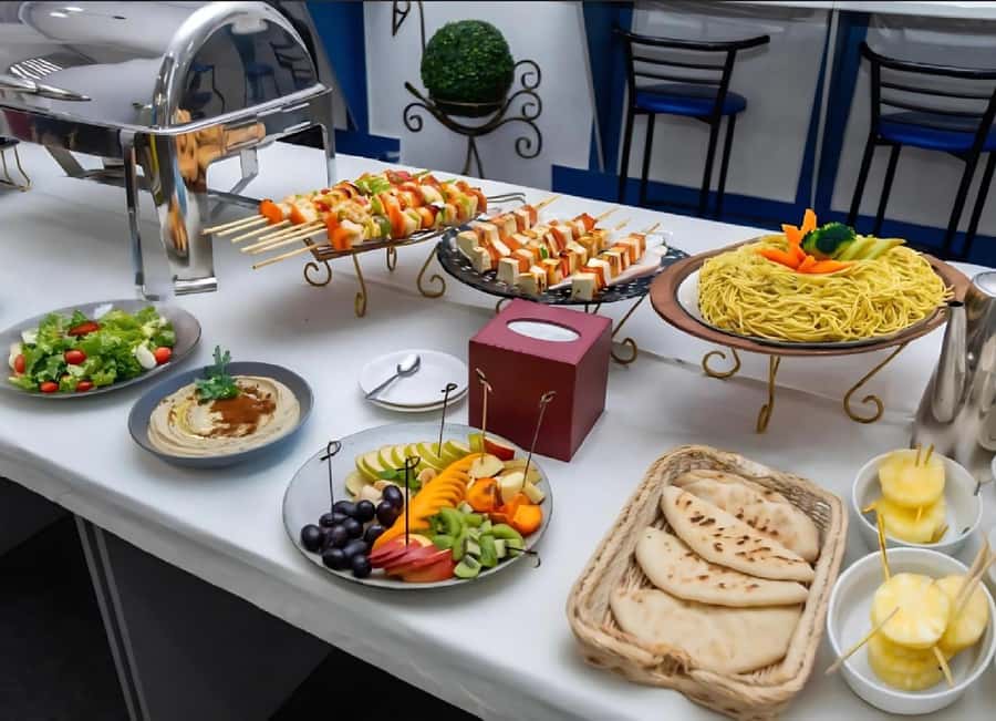 Burj Al Arab: 2-Hour Yacht Tour with BBQ Dinner - Small practical details that improve the night
