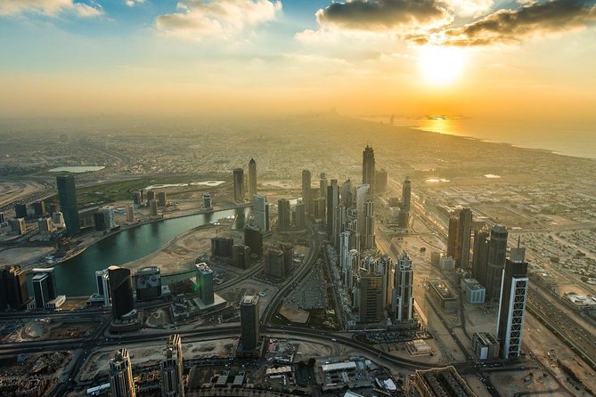 Burj Khalifa: At The Top (Levels 124 and 125) Admission Ticket - Reaching the observation decks at levels 124 and 125