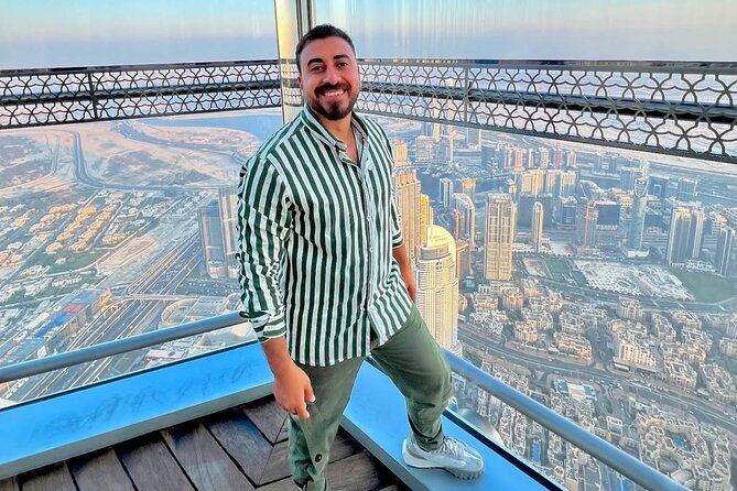 Burj Khalifa: At The Top Observation Deck Admission Ticket - Using the high-tech telescopes