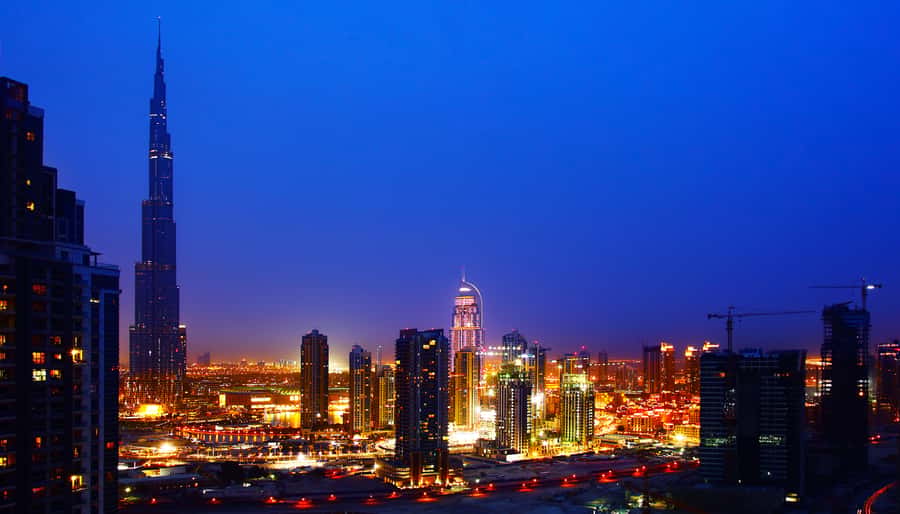 Burj Khalifa VIP Lunch – Michelin Dining & Porsche Transfer - What the personal host adds