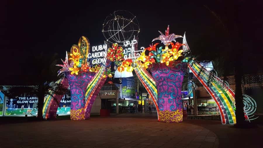 City of Lights: Dubai Night Experience - The 18:00 to 18:30 hotel pickup