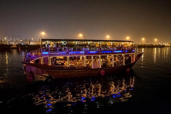 Deira Creek: Dhow Cruise Dinner - Boarding at 8 pm and choosing your seat
