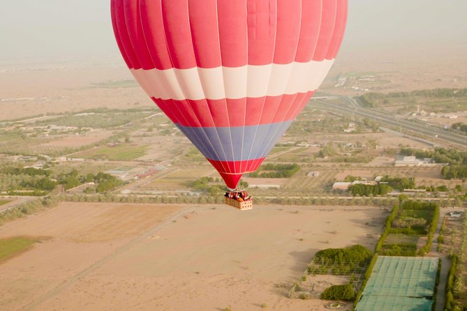 Deluxe Hot Air Balloon Ride with Breakfast & Flight Falcon Show - How the four to five hours usually fit together