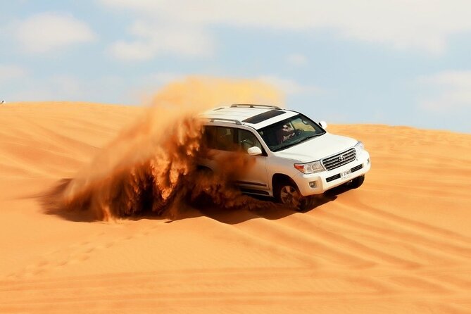 Desert Safari Dubai - Pickup, communication, and the return journey