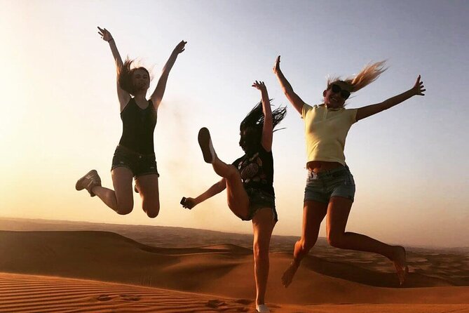 Desert Safari in 4x4 Car with BBQ Dinner and Belly Dance - The 4x4 ride across Dubai’s red dunes