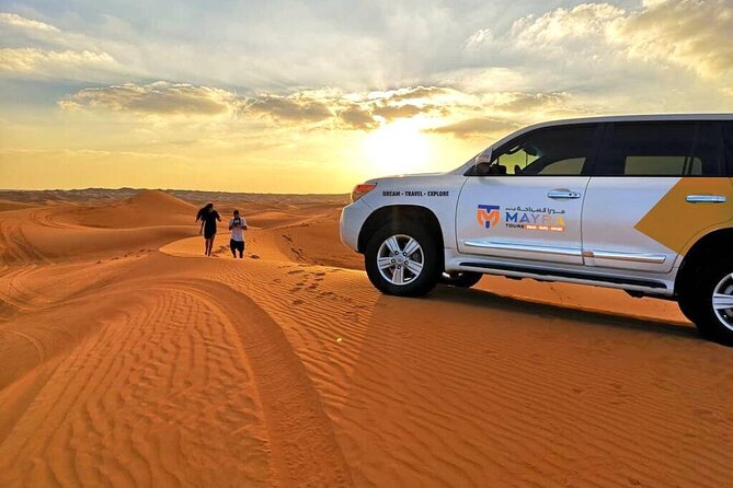 Desert Safari with Dune Bashing and Dinner In Dubai - Sunset is your quiet pause between activities