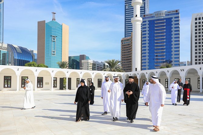 Downtown Walking tour with Emirati local - What the $100 price really covers