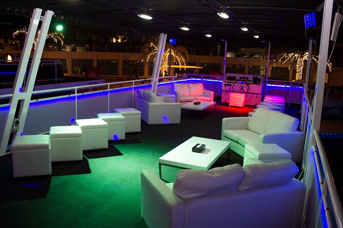 Dubai: 1-Hour Ain Boat Cruise - Sunset or after dark?