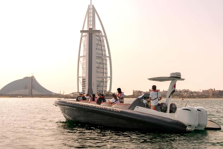 Dubai: 100-Min Speed Boat Tour, Atlantis & Burj Al Arab View - Leaving from Dubai Marina Yacht Club