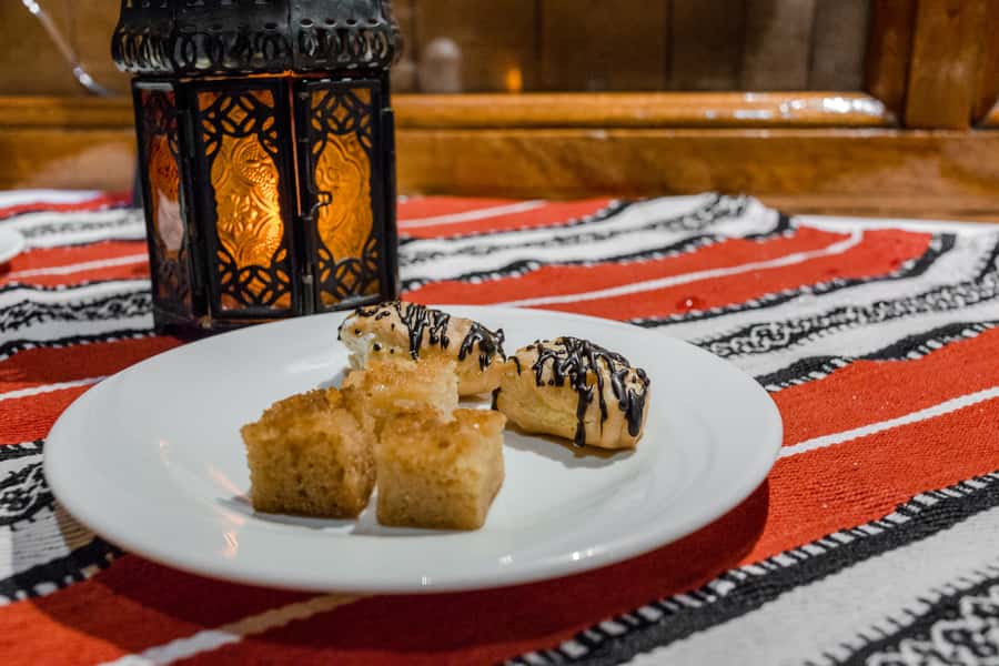 Dubai: 2-Hour Evening Dhow Cruise and Dinner - Service and transport: mostly smooth, not perfectly fixed