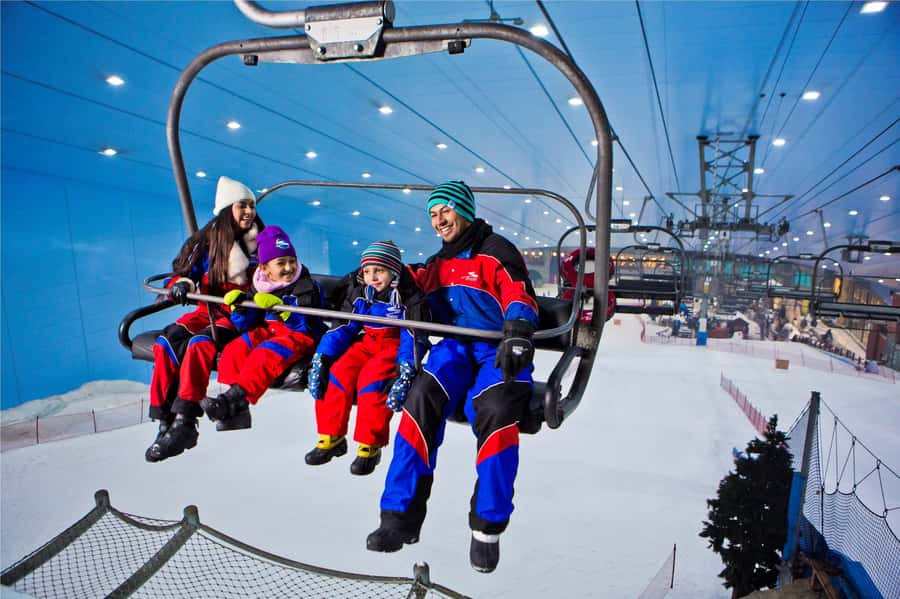 Dubai: 2-Hour or Full-Day Slope Session at Ski Dubai - Skiing at minus temperatures in the desert
