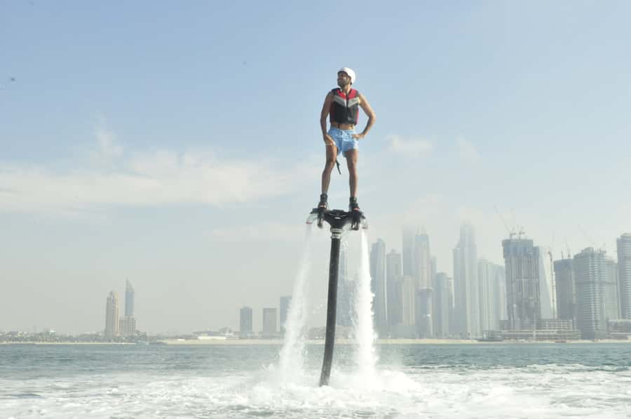 Dubai: 30-Min Flyboard Beginner Session at The Palm Jumeirah - The remaining time: height, balance, and basic tricks