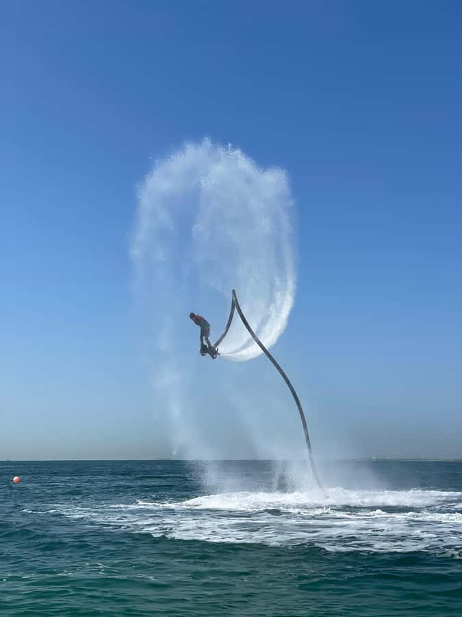 Dubai: 30-minute Flyboard with Instructor and Free Ice Cream - Key things to know before you book