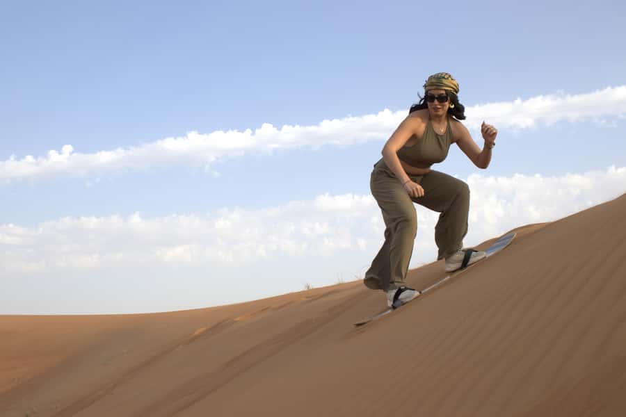Dubai: 3000cc V6 Dune Buggy & Sandboarding -Private Tour - One hour of guided driving in the dunes