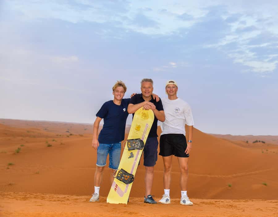 Dubai: 3000cc V6 Dune Buggy & Sandboarding -Private Tour - Who will enjoy this most