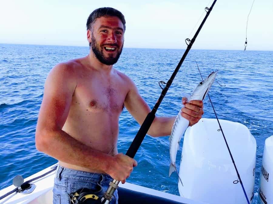 Dubai: 4-Hour Deep Sea Fishing, Trolling, Casting - Fishing from Dubai Marina, not just looking at it