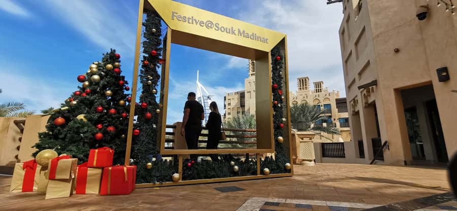 Dubai: 4-Hour Semi Private City Tour and Burj Khalifa Ticket - Dubai Museum and the Story Behind the City