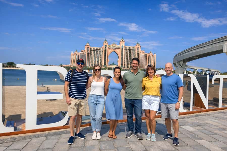 Dubai: 4-Hour Tour with Burj Khalifa Tickets - Atlantis, Palm Island, and Dubai’s resort side