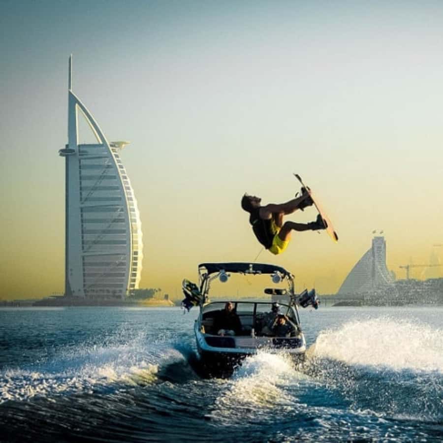 Dubai: 45Min Wakeboarding Experience - Equipment, coaching, and facilities