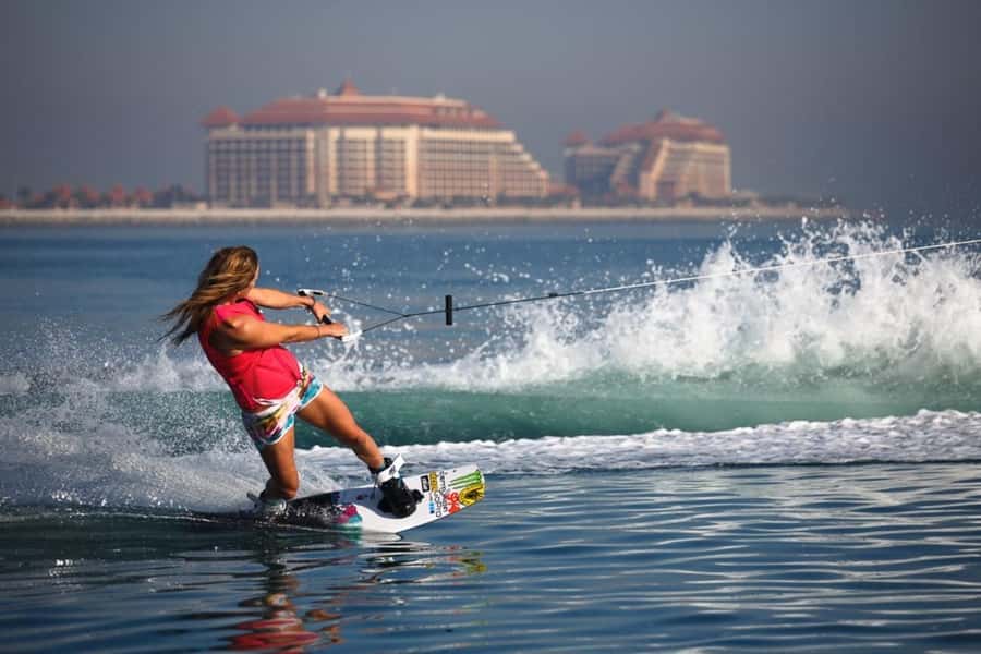Dubai: 45Min Wakeboarding Experience - What happens during the 45-minute session