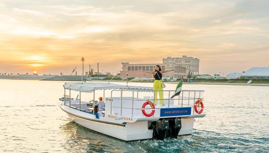 Dubai: Abra Boat Tour in Atlantis, Palm, Ain Dubai & Marina - Palm Jumeirah and the view toward Atlantis