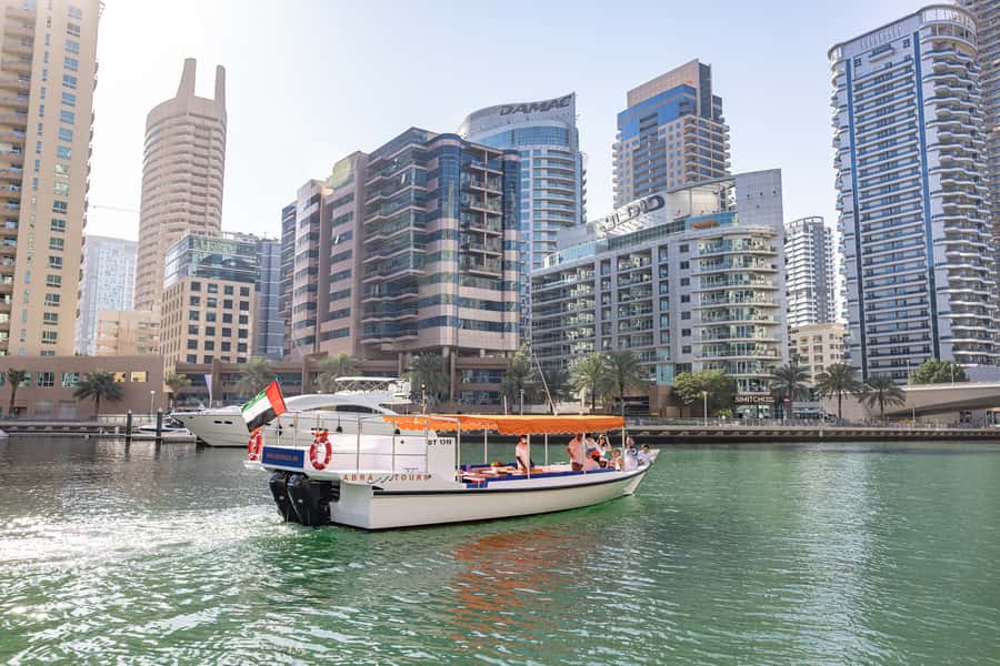 Dubai: Abra Boat Tour in Dubai Marina, Ain Dubai, JBR - Private charter or shared cruise?