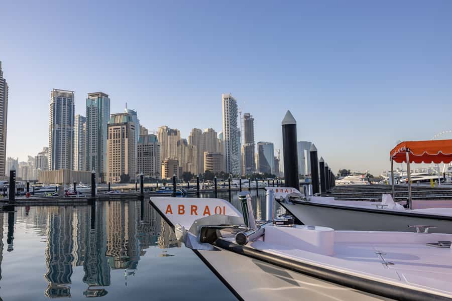 Dubai: Abra Boat Tour in Dubai Marina, Ain Dubai, JBR - A short boat ride with a big Dubai view