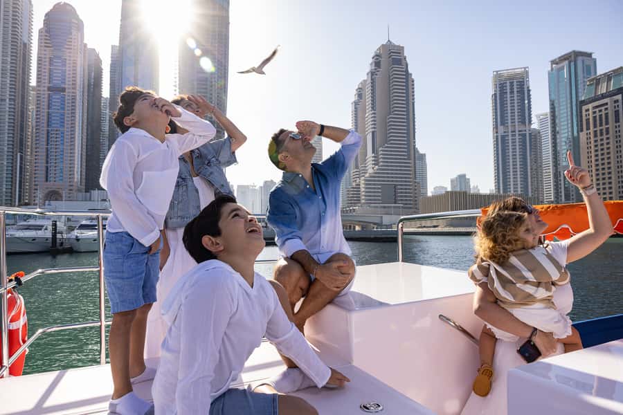 Dubai: Abra Boat Tour in Dubai Marina, Ain Dubai, JBR - Finding Dubai Marina Harbour Gate 7