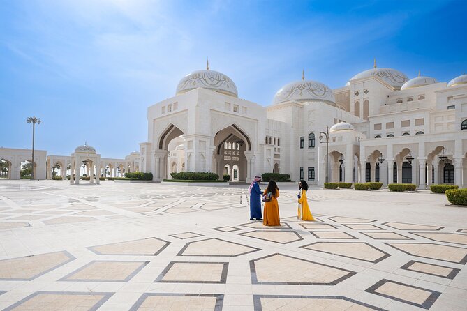 Dubai: Abu Dhabi Trip with Lunch at Al Khayma Heritage Restaurant - Sheikh Zayed Mosque: the day’s visual highlight