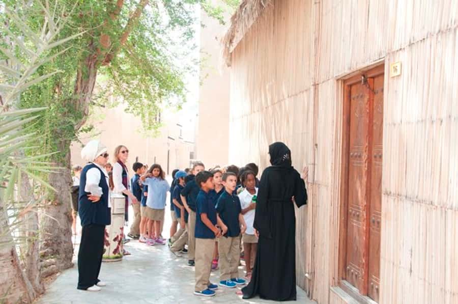 Dubai: Al Fahidi Historical District Heritage Tour - Entering the Ruler’s Court Mosque