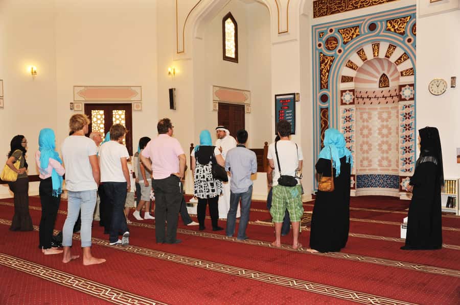 Dubai: Al Fahidi Historical District Heritage Tour - Arabic coffee, dates, and direct questions at SMCCU
