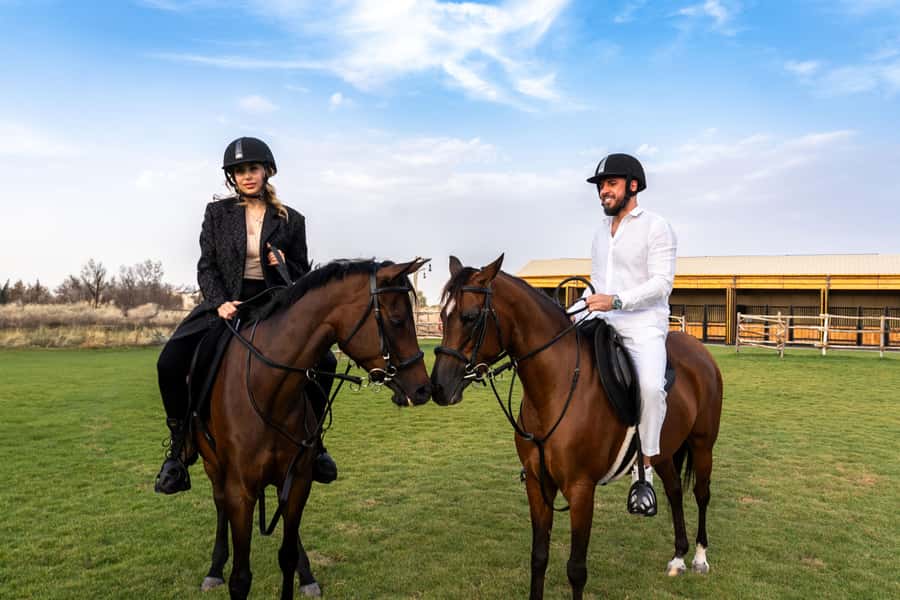 Dubai: Al Marmoom Oasis Horse Riding Experience with Snack - Children, limits, and comfort considerations