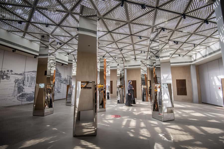 Dubai: Al Shindagha Museum Entry Ticket - Guide languages and how to plan your visit