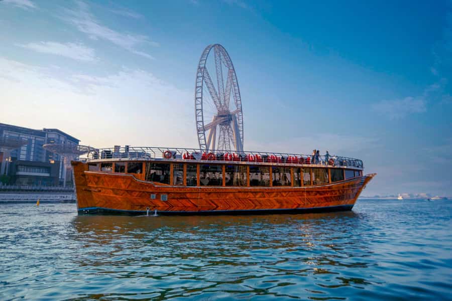 Dubai: Big Bus Panoramic Night Tour & Optional Dinner Cruise - Museum of the Future and Dubai’s modern identity
