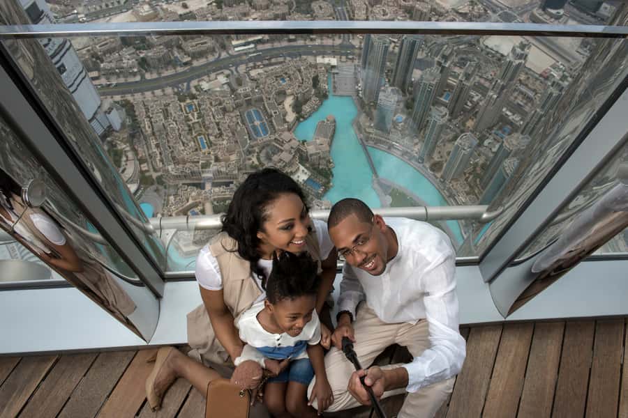 Dubai: Burj Khalifa Level 124, 125 & Sky Views Entry Ticket - Riding up to levels 124 and 125
