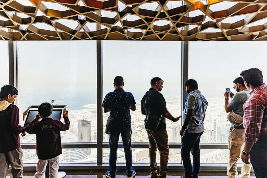 Dubai: Burj Khalifa Sky Level 148, 124, & 125 Entry Ticket - Getting to the SKY Lounge from Dubai Mall