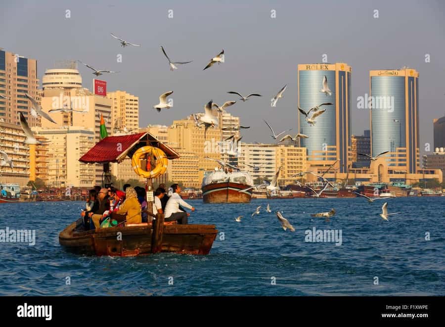Dubai: City Highlights Private Layover Tour with Transfer - Downtown Dubai, Dubai Mall, and the Burj Khalifa