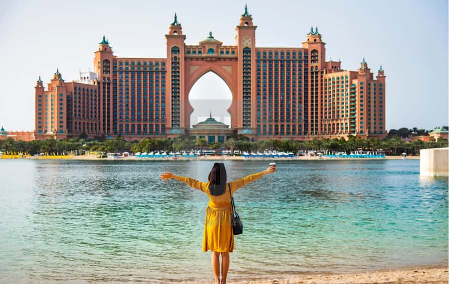 Dubai: City Tour with Burj Khalifa and Underwater Zoo Ticket - Burj Khalifa and the problem of ticket timing