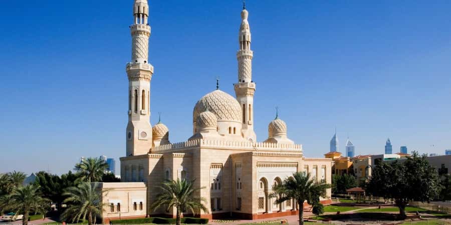 Dubai: City Tour with Professional Guide in Luxury Car - Key points at a glance