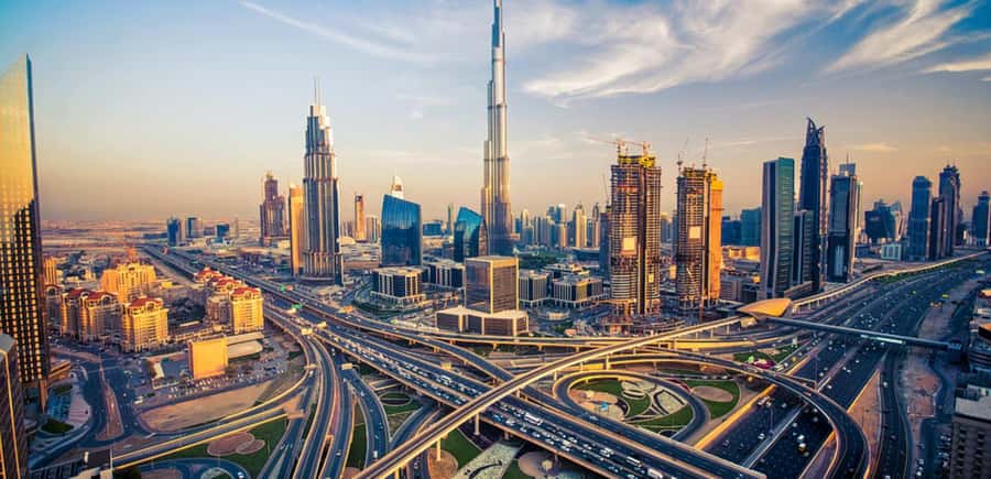 Dubai: City Tour with Professional Guide in Luxury Car - Why this five-hour route works in Dubai