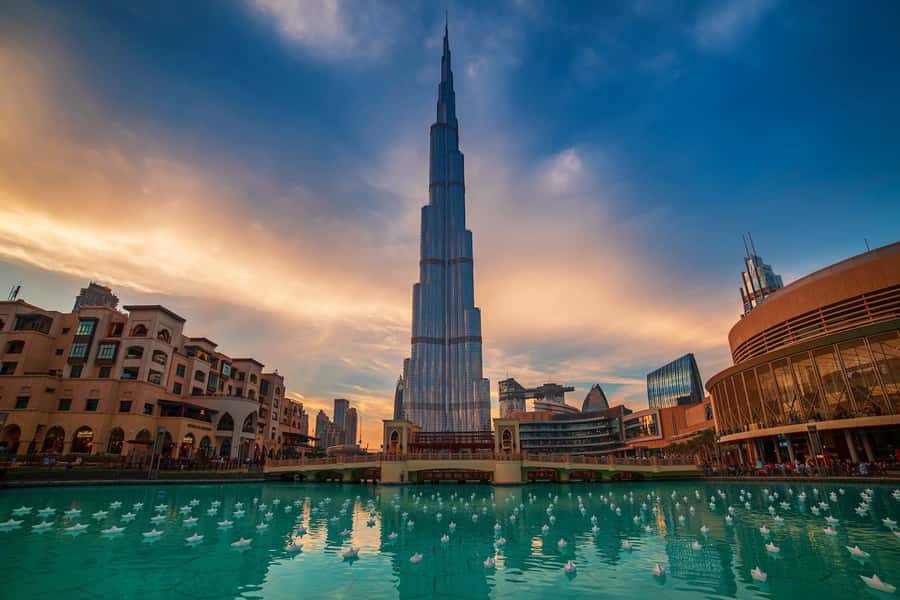 Dubai: City Tour with Professional Guide in Luxury Car - Spice Souk, Gold Souk, and the first taste of old Dubai