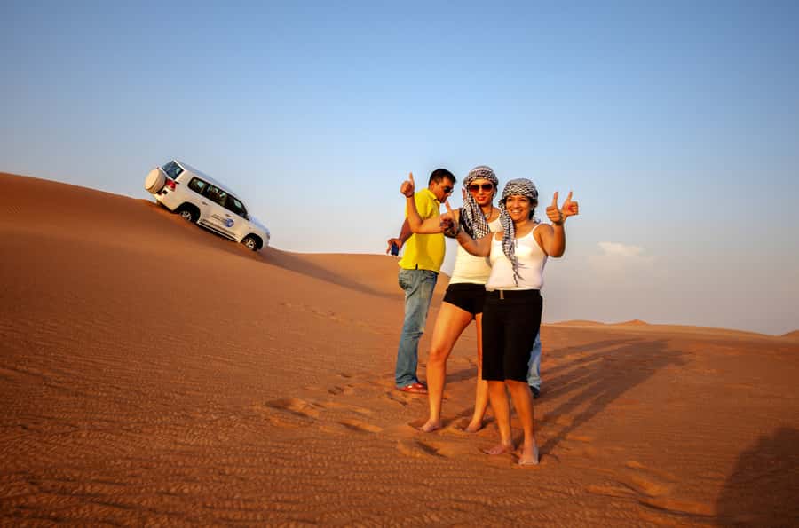 Dubai Cityscape and Desert Safari Full-Day Tour - Jumeirah Mosque and the beach district