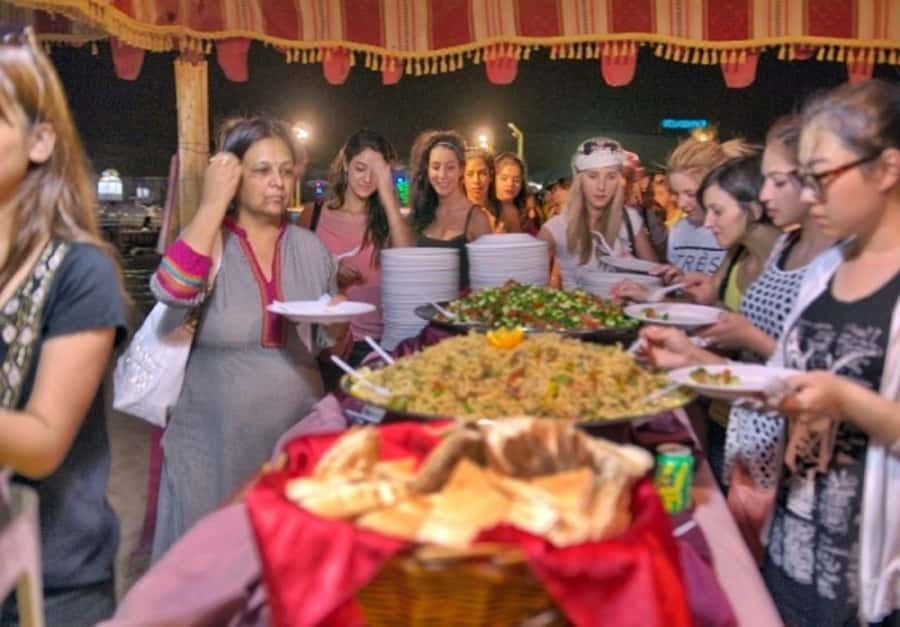 Dubai: Desert Safari Camel Riding, Sandboarding & BBQ Dinner - Practical tips for a smoother outing