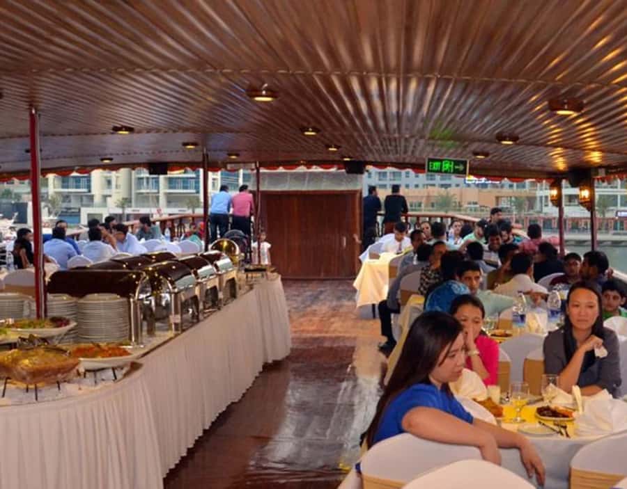 Dubai: Dhow Dinner Cruise on Creek or Marina with Live Shows - Key points to know before booking