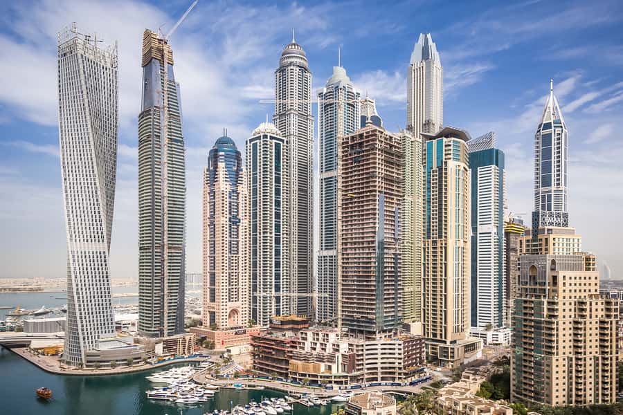 Dubai: Dinner in the Sky Experience - Dubai Marina from a moving dining table
