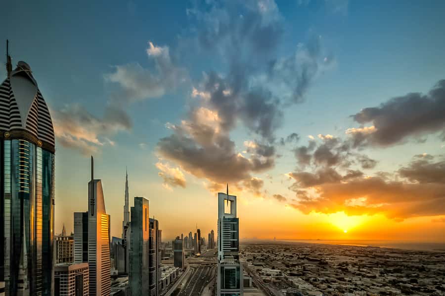 Dubai: Dinner in the Sky Experience - Friendly service and the photo factor