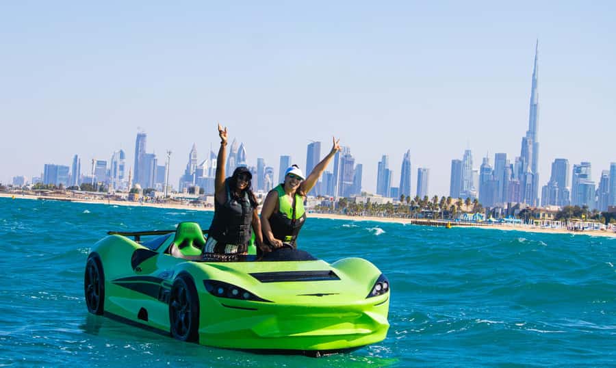 Dubai: Dubai Marina Jetcar Ride - What the Dubai Jetcar ride is really like