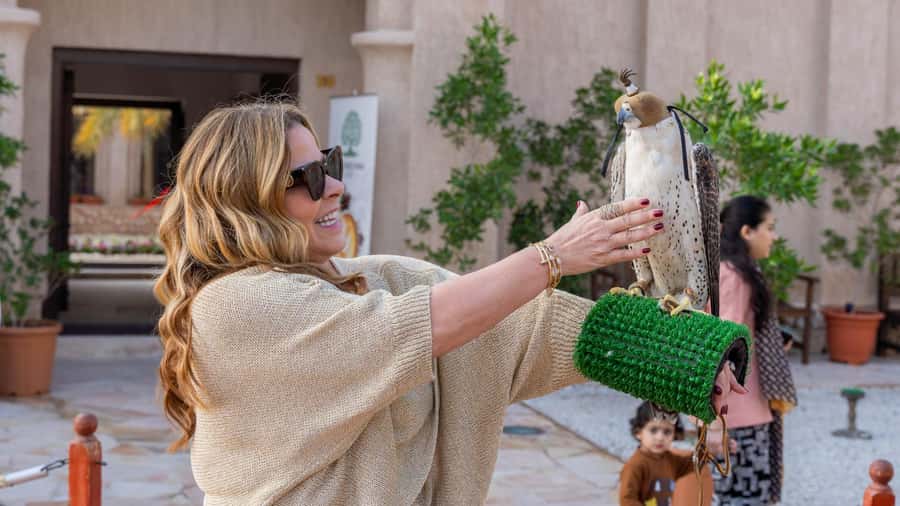 Dubai: Emirati Cultural Experience with Emirati Meal - Jumeirah Mosque Majlis and the Bedouin setting