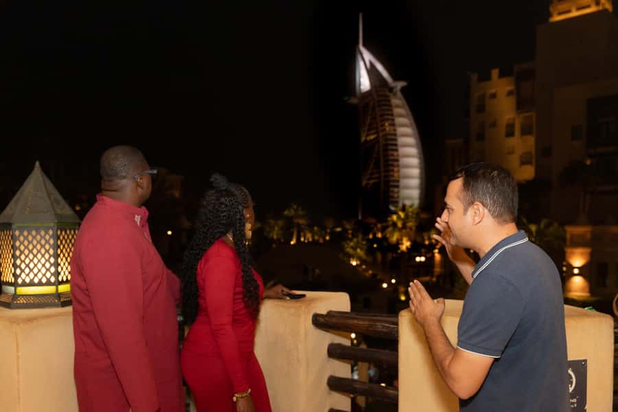 Dubai: Evening Tour and Burj Khalifa Entrance Ticket - The guide can make or break the evening